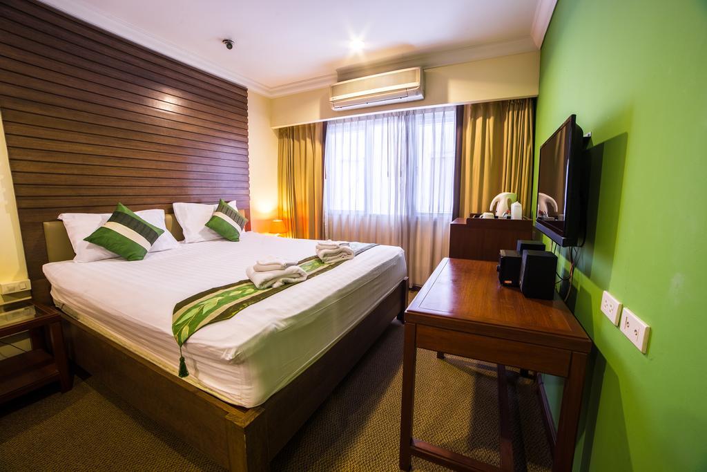 Triple 8 Inn Bangkok Quarto foto